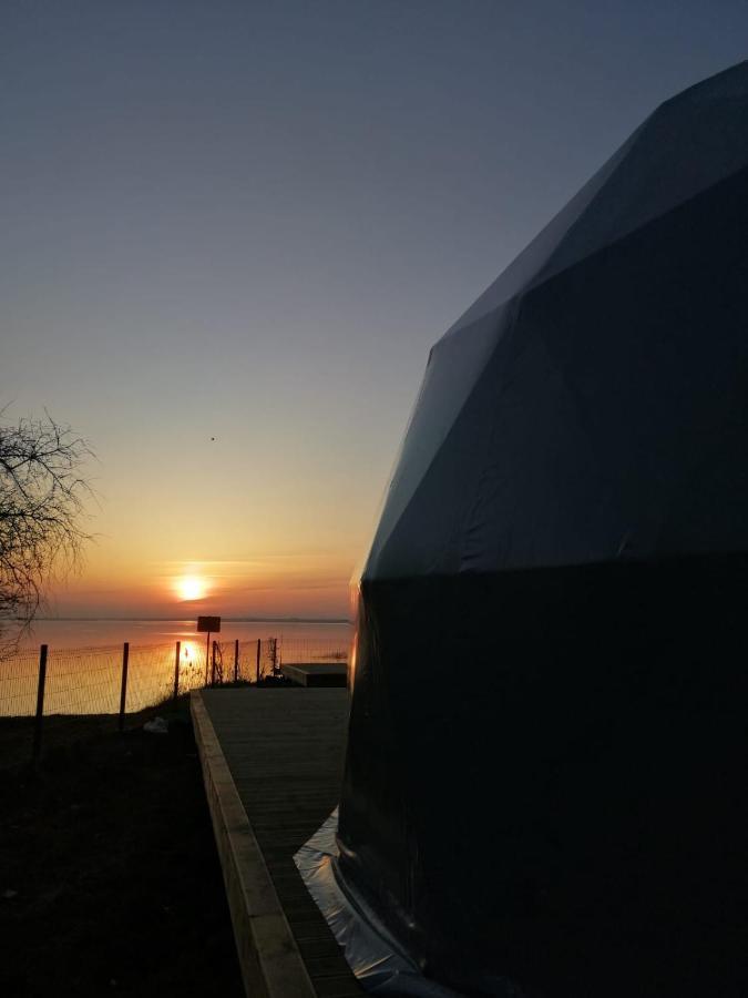 Beautiful Located Dome Hotel Wapnica  Buitenkant foto
